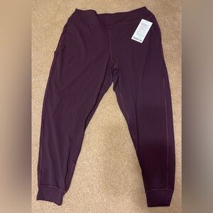 NWT Lululemon High-Rise Jogger Regular, 14